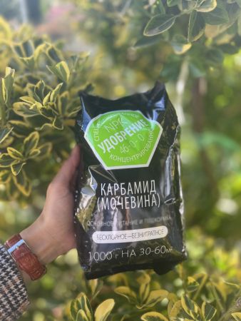 Казалось бы, карбамид - это азотное удобрение для роста растений.